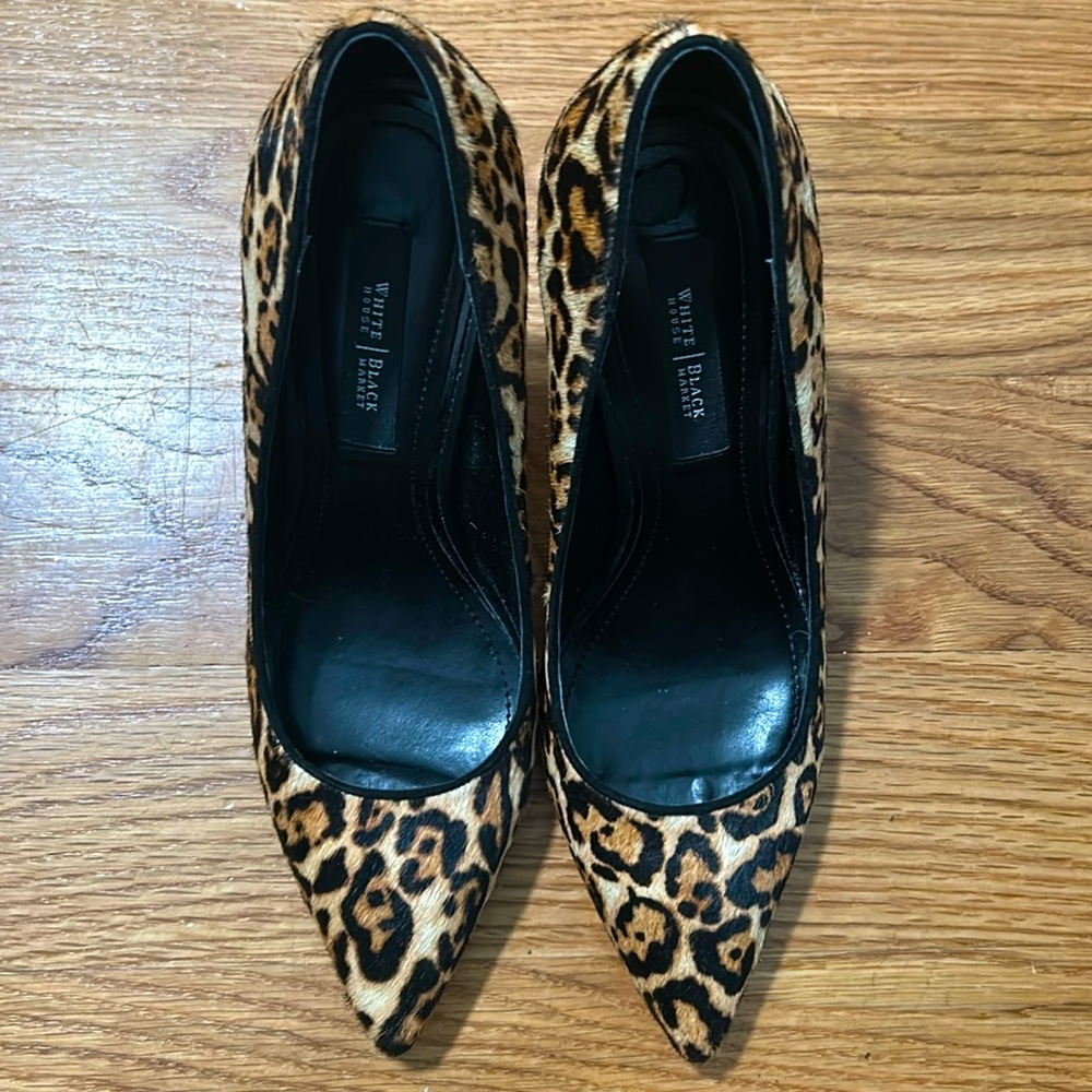 Calf hair size 7 leopard print WHBM pumps